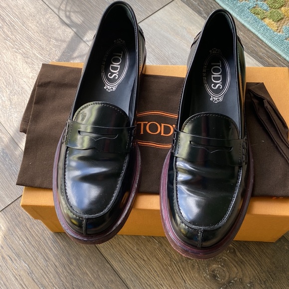 Tod’s Black Shoes - Picture 10 of 11